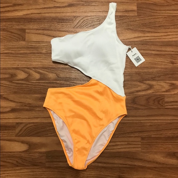 One Piece Two Toned Swimsuit Size M - Picture 4 of 7